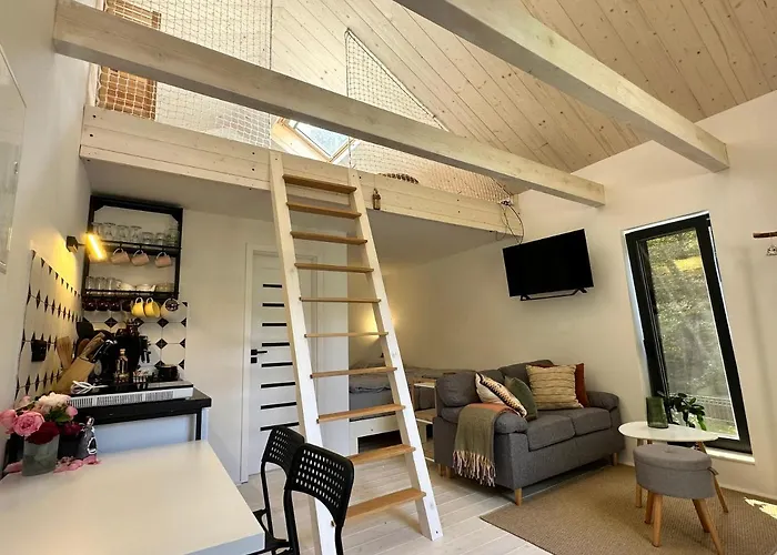 Lila Bee Banská Štiavnica